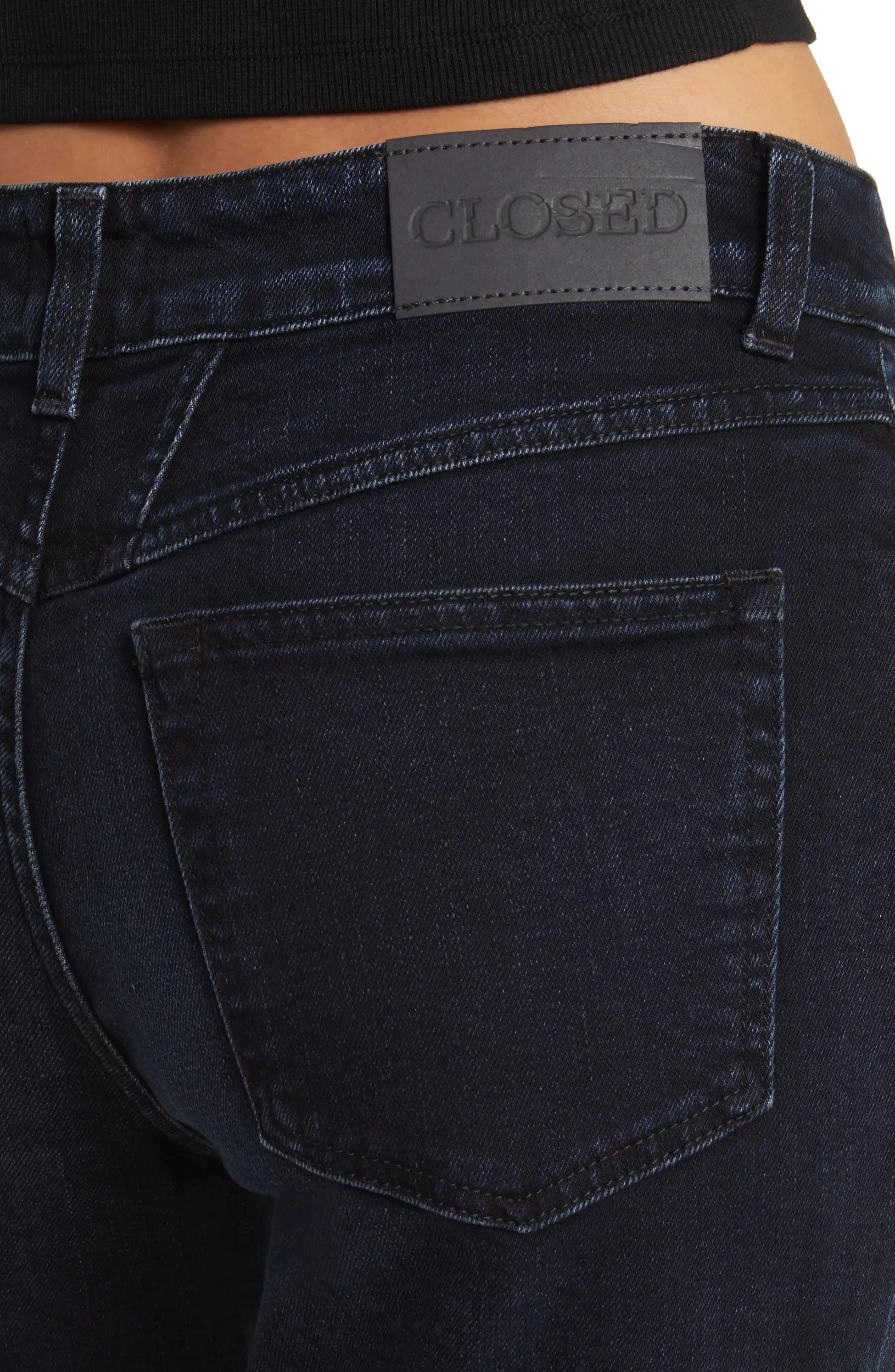 C2224302M2G Milo straight leg mid-rise  jean