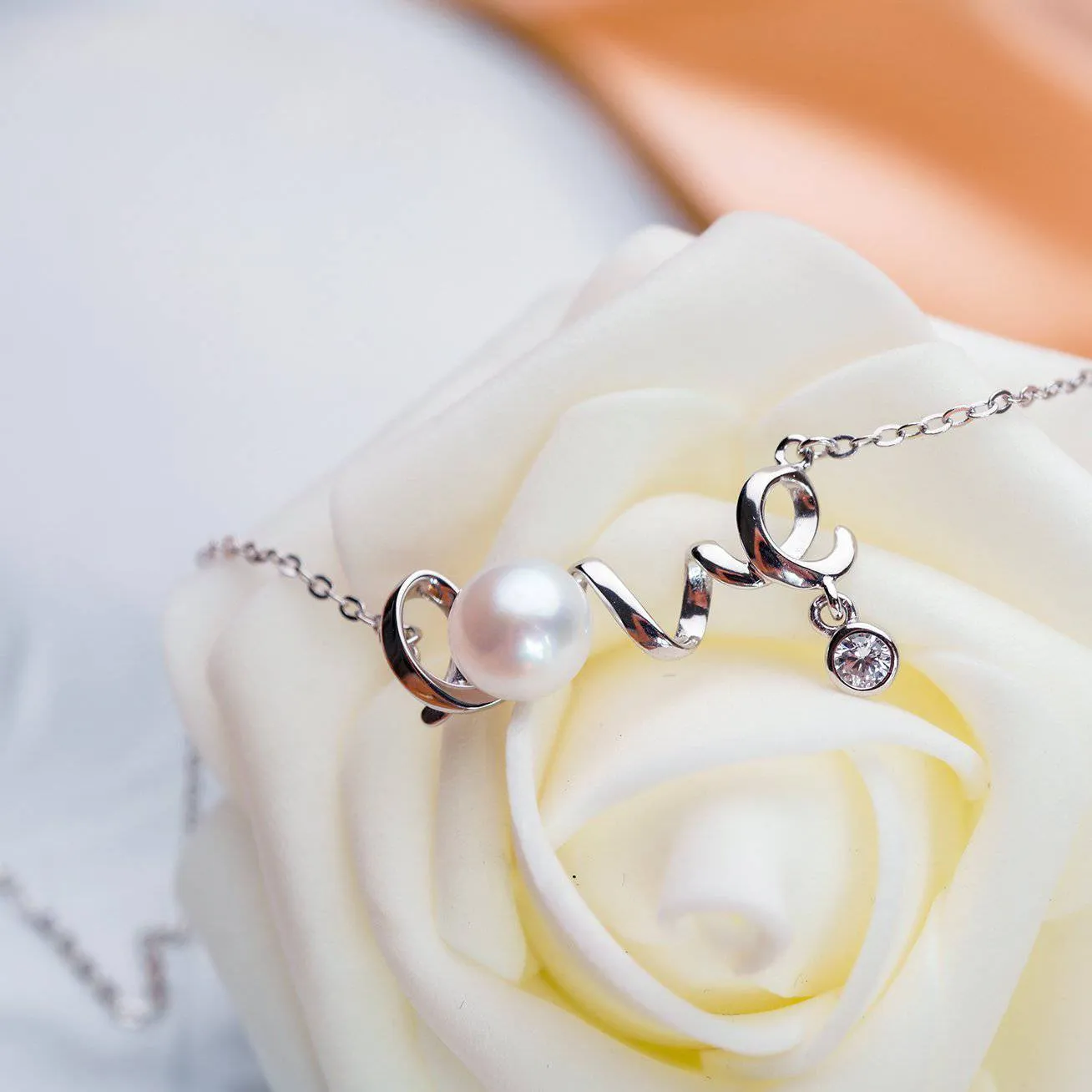 New Yorker Freshwater Pearl Necklace WN00066